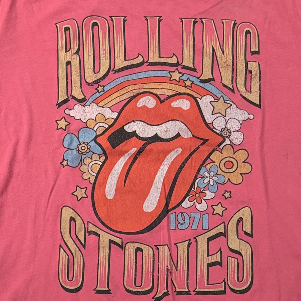 Rolling Stones Pink Graphic Tee with Iconic Tongue Logo vintage band t-shirt